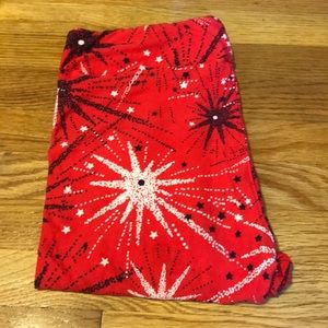 Tall and curvy LuLaRoe Americana leggings